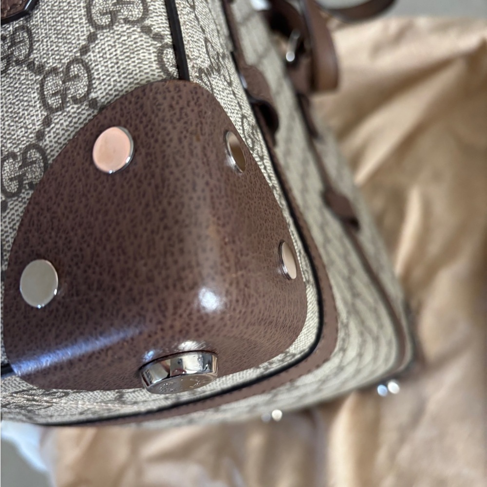 Gucci GG Supreme Tote Bag - Picture 6 of 15